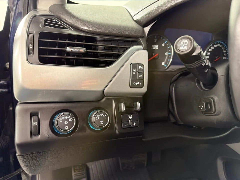 2017 Chevrolet Tahoe 4th Gen - Image 14 of 21
