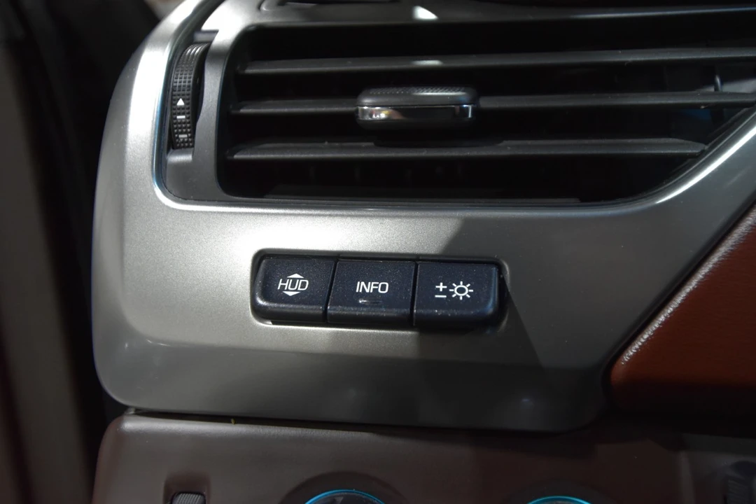 2017 Chevrolet Tahoe 4th Gen - Image 16 of 21