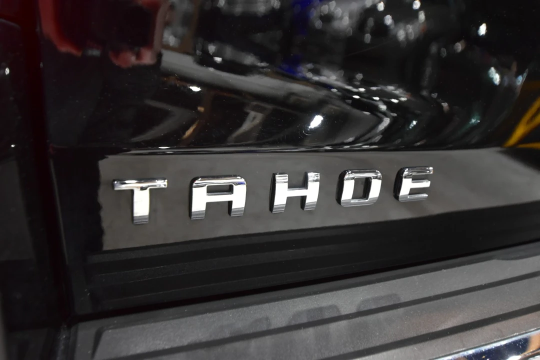 2017 Chevrolet Tahoe 4th Gen - Image 9 of 21