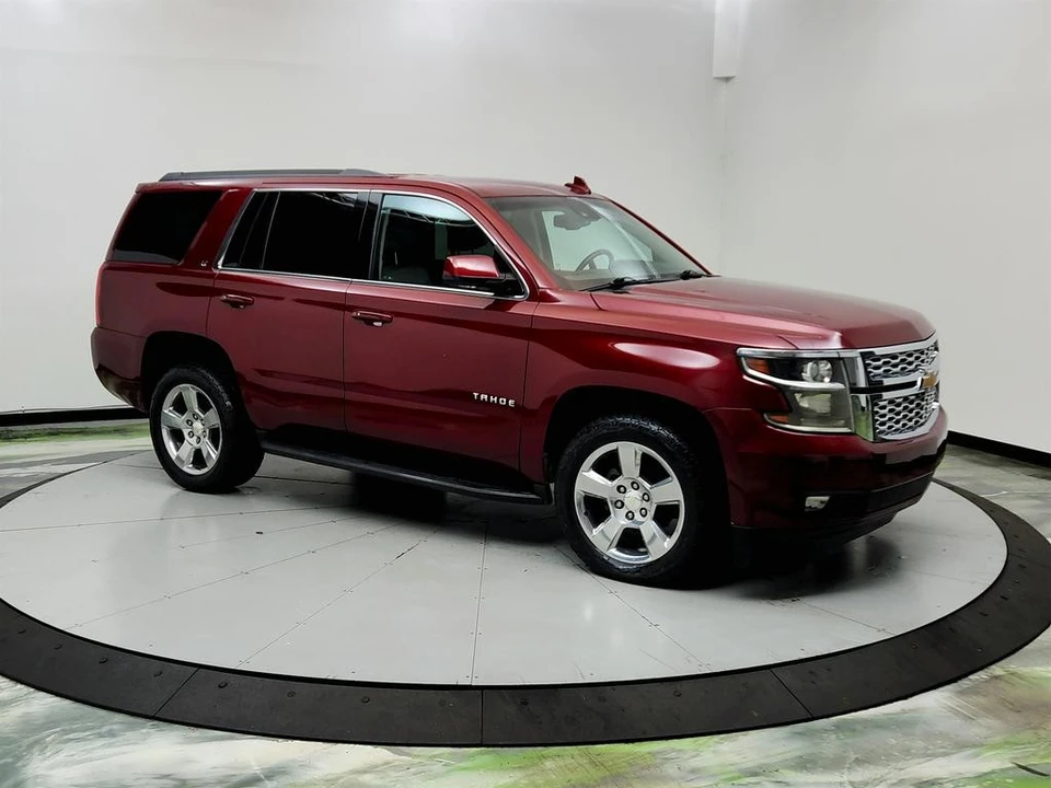 2017 Chevrolet Tahoe 4th Gen - Image 3 of 21