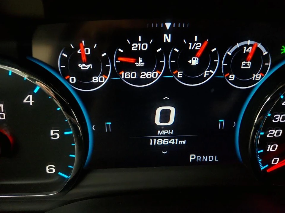 2017 Chevrolet Tahoe 4th Gen - Image 16 of 21