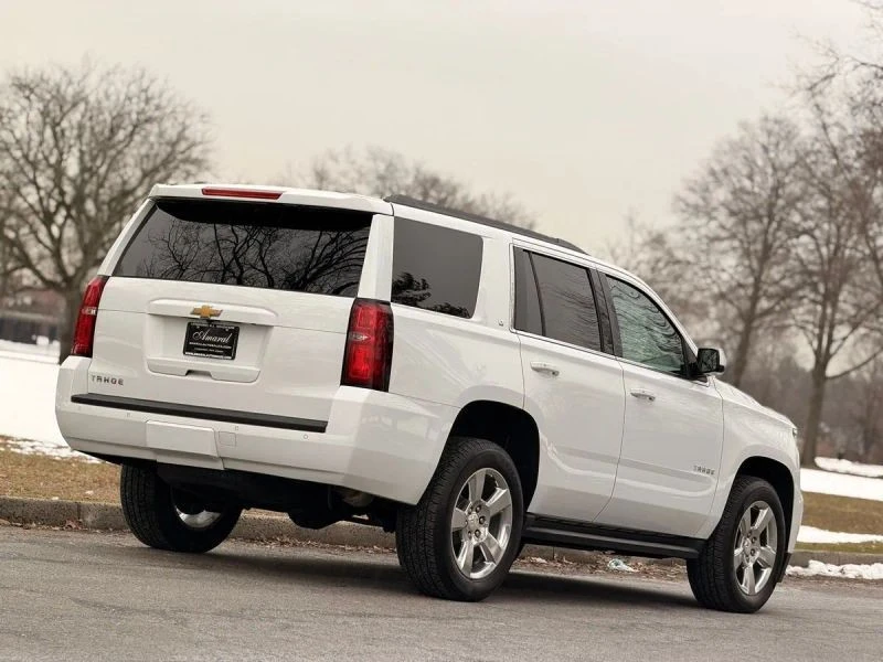 2017 Chevrolet Tahoe 4th Gen - Image 6 of 12
