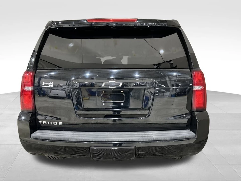 2017 Chevrolet Tahoe 4th Gen - Image 4 of 12