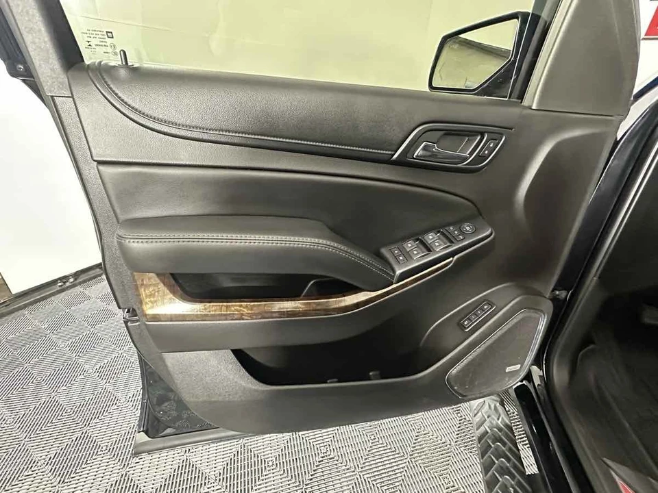 2017 Chevrolet Tahoe 4th Gen - Image 15 of 21