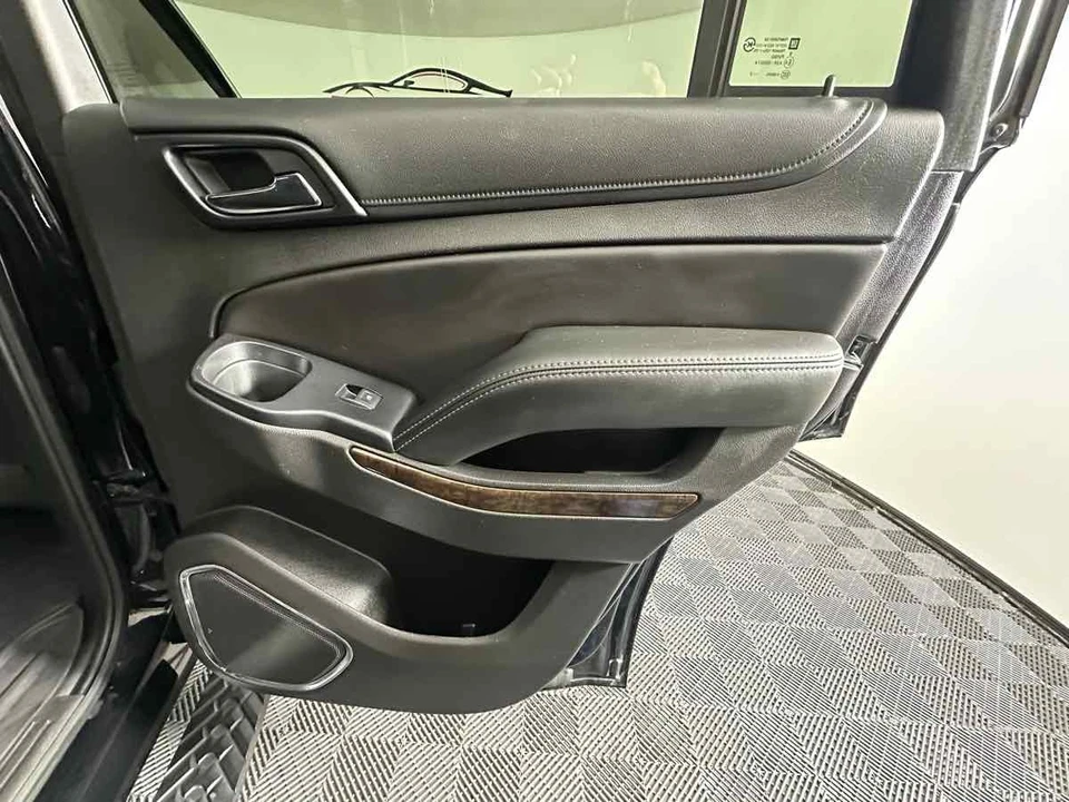 2017 Chevrolet Tahoe 4th Gen - Image 18 of 21
