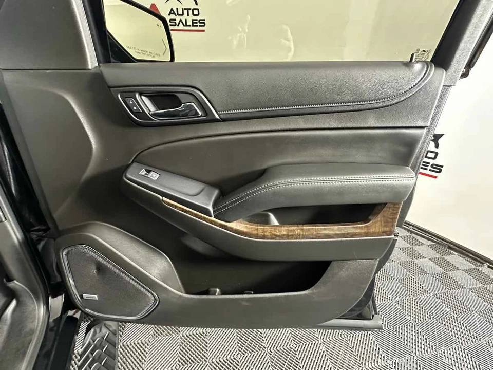 2017 Chevrolet Tahoe 4th Gen - Image 16 of 21