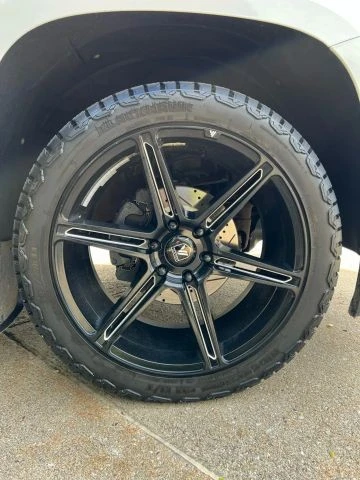 2017 Chevrolet Tahoe 4th Gen - Image 9 of 21