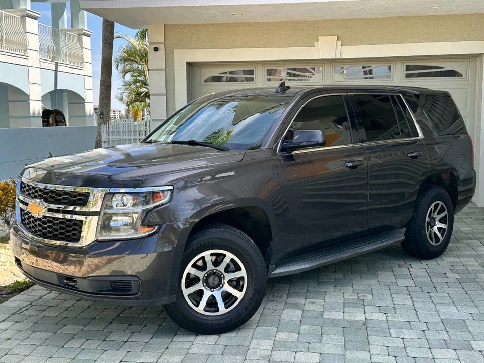 2017 Chevrolet Tahoe 4th Gen - Image 4 of 21