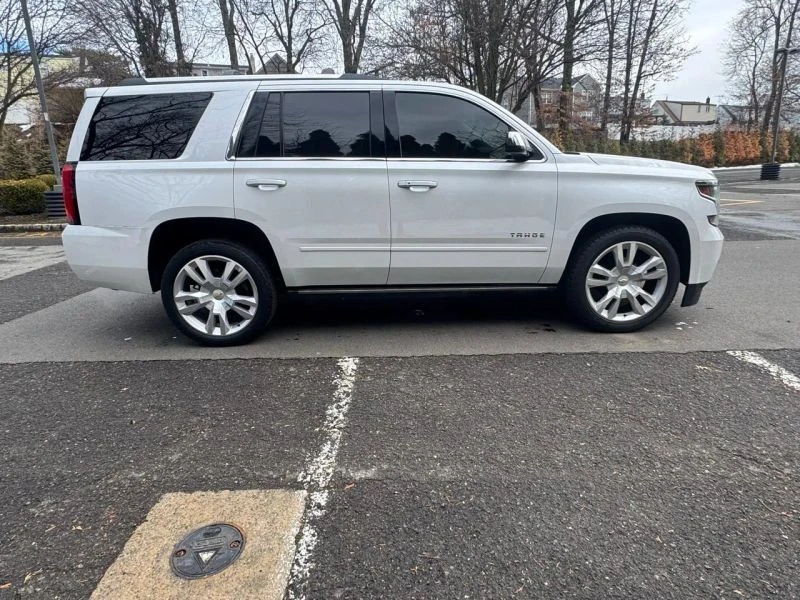 2017 Chevrolet Tahoe 4th Gen - Image 8 of 12