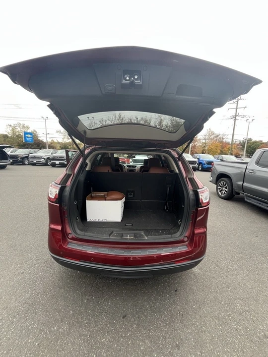 2017 Chevrolet Traverse - Image 11 of 12