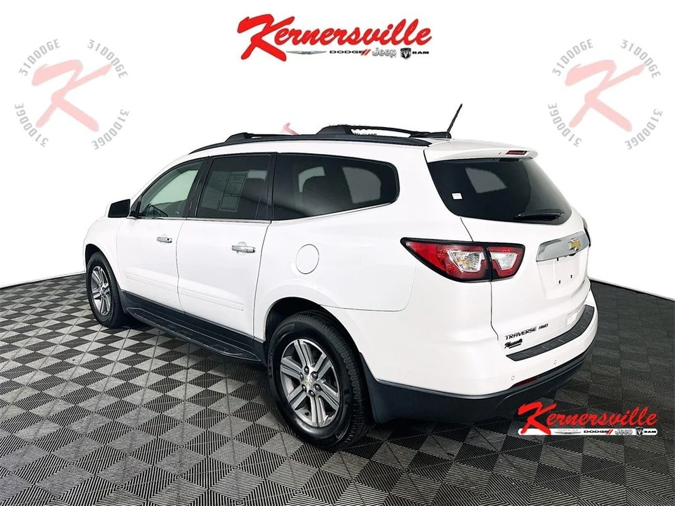 2017 Chevrolet Traverse - Image 5 of 12