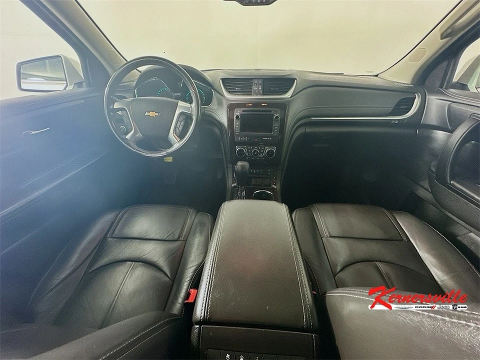 2017 Chevrolet Traverse - Image 10 of 12