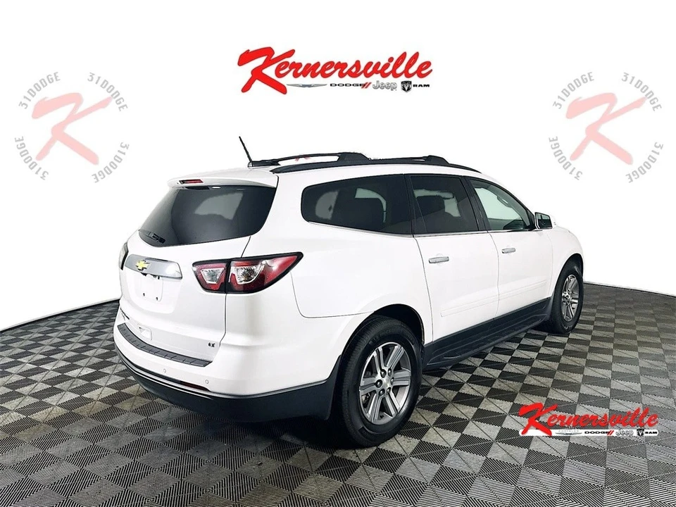 2017 Chevrolet Traverse - Image 7 of 12