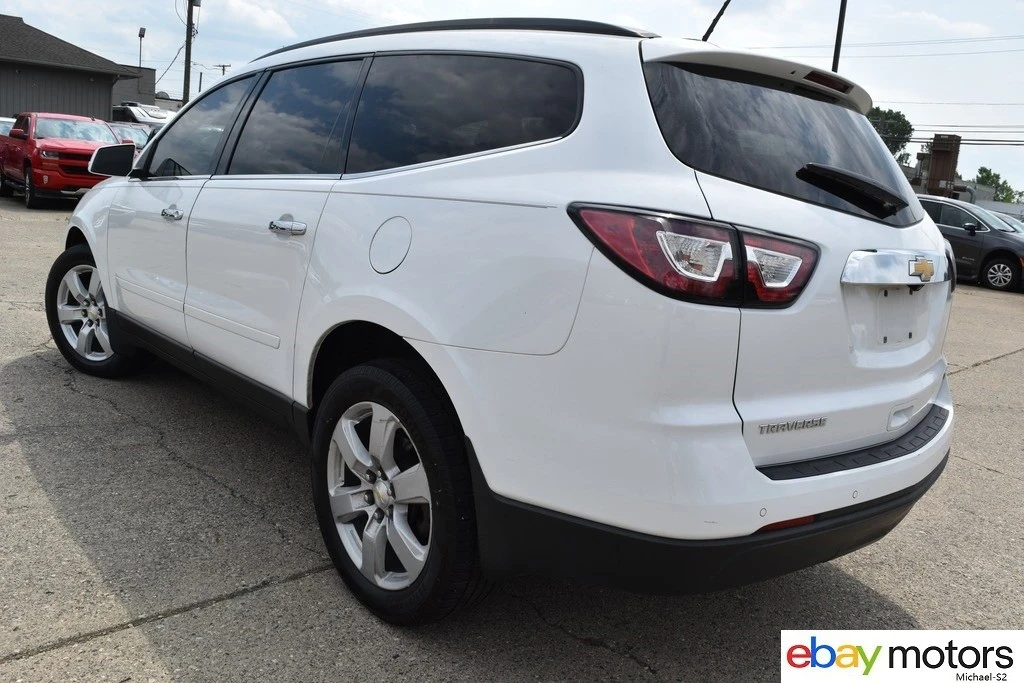 2017 Chevrolet Traverse - Image 7 of 24