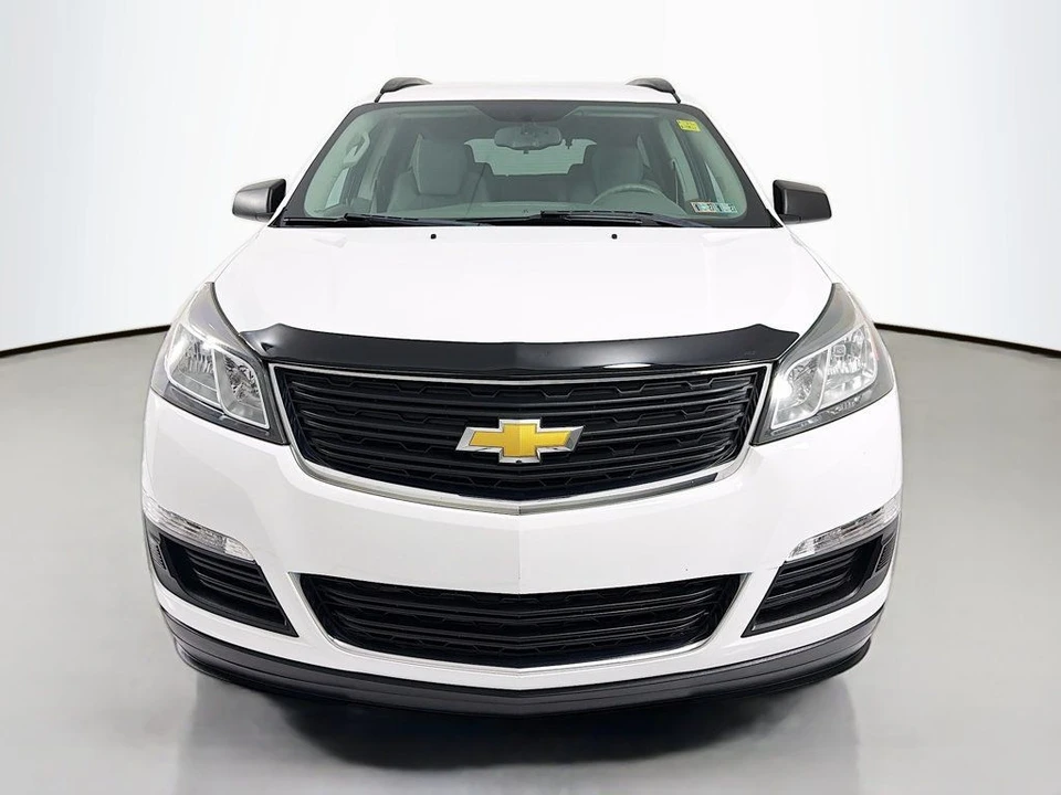 2017 Chevrolet Traverse - Image 2 of 12