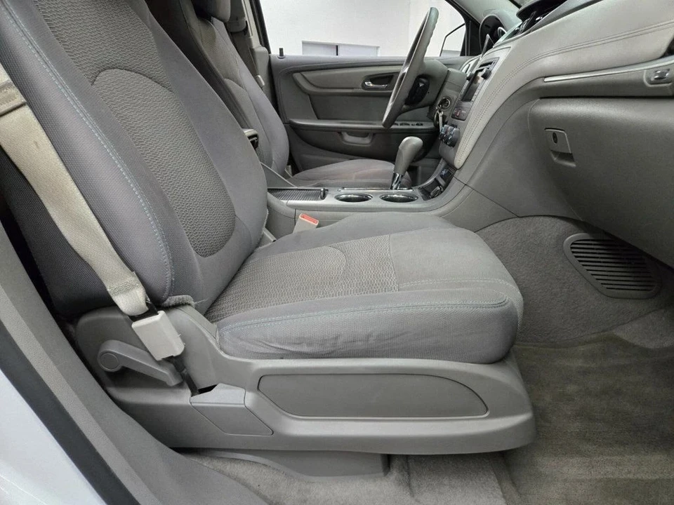 2017 Chevrolet Traverse - Image 12 of 21