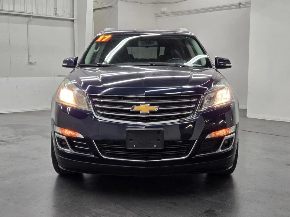 2017 Chevrolet Traverse - Image 3 of 21