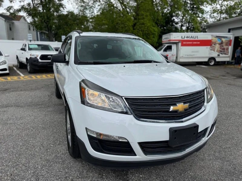 2017 Chevrolet Traverse - Image 4 of 12