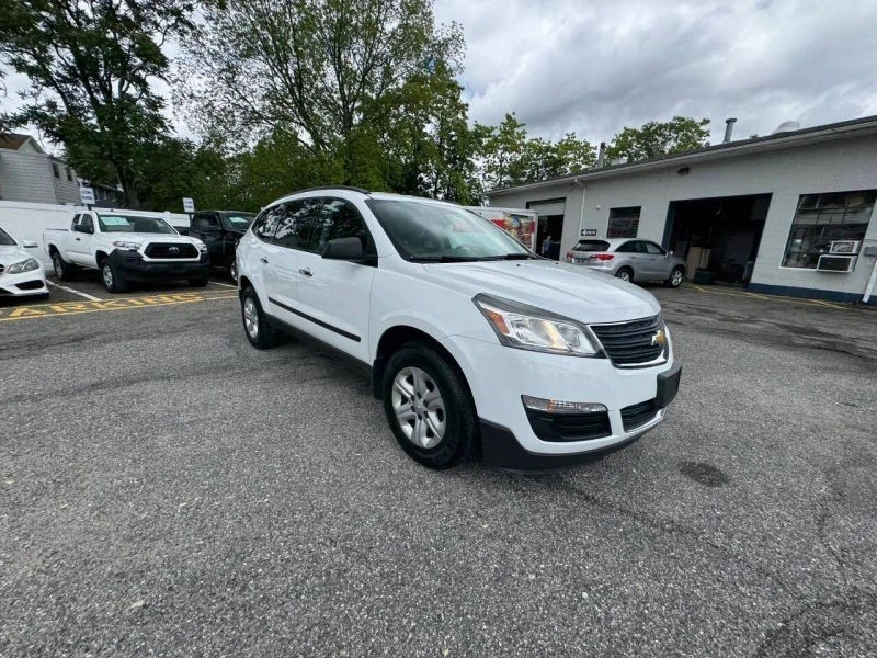 2017 Chevrolet Traverse - Image 6 of 12