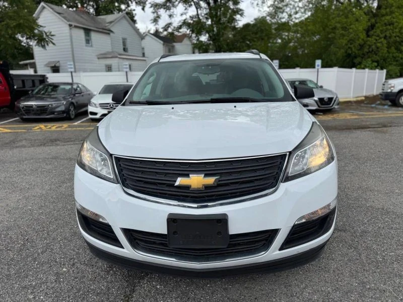 2017 Chevrolet Traverse - Image 3 of 12