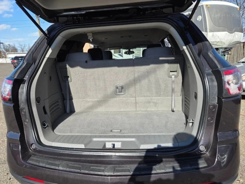2017 Chevrolet Traverse - Image 7 of 12