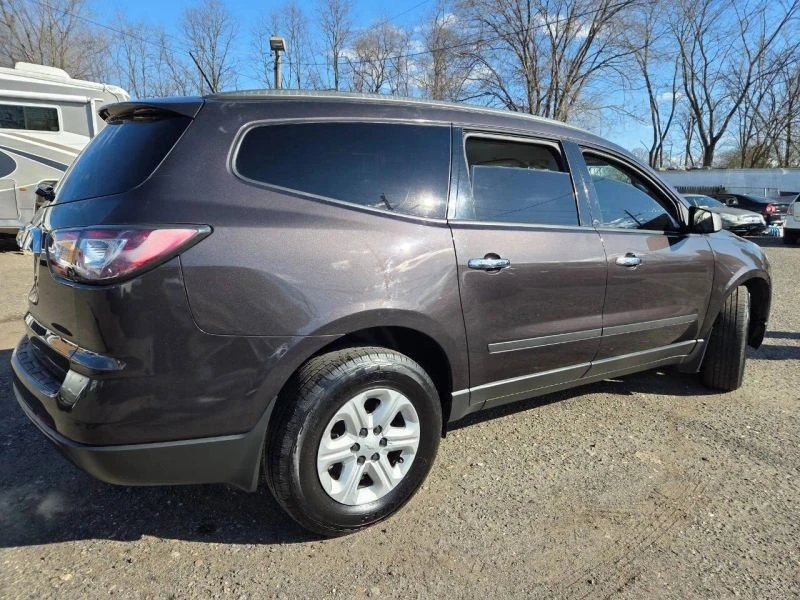 2017 Chevrolet Traverse - Image 9 of 12