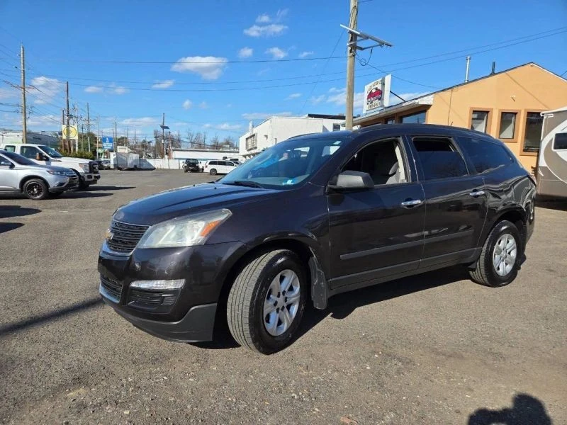 2017 Chevrolet Traverse - Image 2 of 12