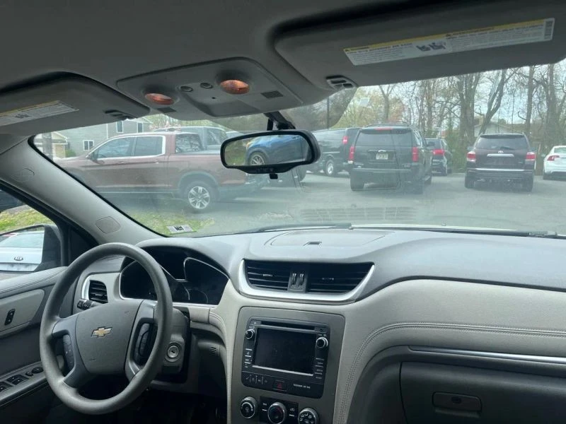 2017 Chevrolet Traverse - Image 12 of 12