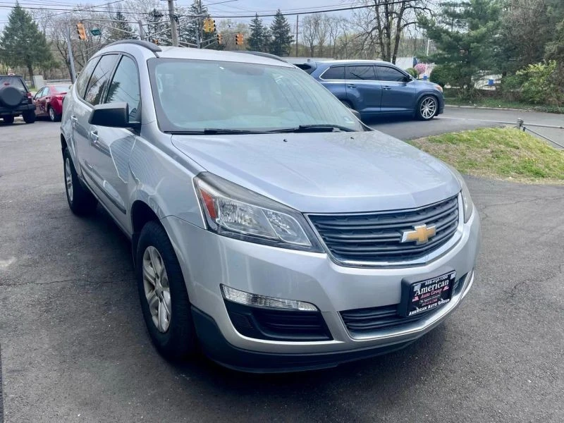 2017 Chevrolet Traverse - Image 7 of 12