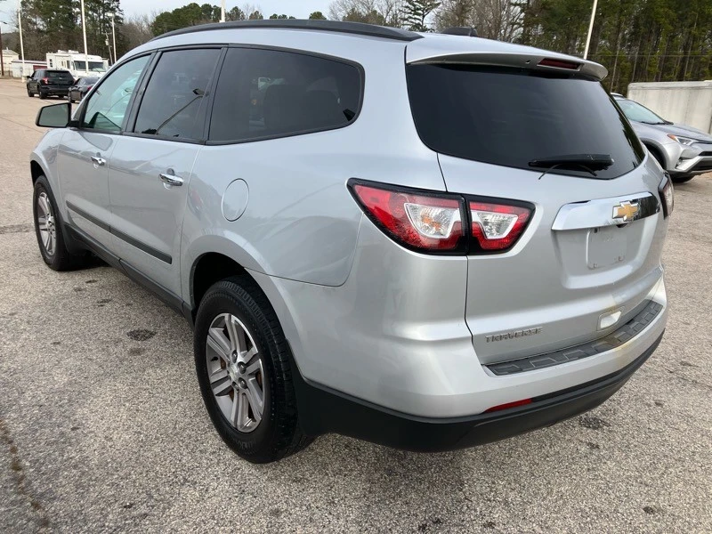 2017 Chevrolet Traverse - Image 7 of 20