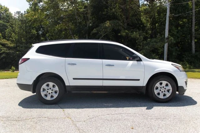 2017 Chevrolet Traverse - Image 3 of 21