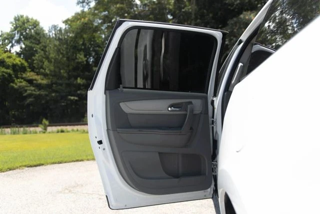 2017 Chevrolet Traverse - Image 15 of 21