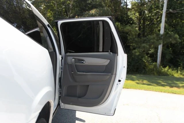 2017 Chevrolet Traverse - Image 18 of 21
