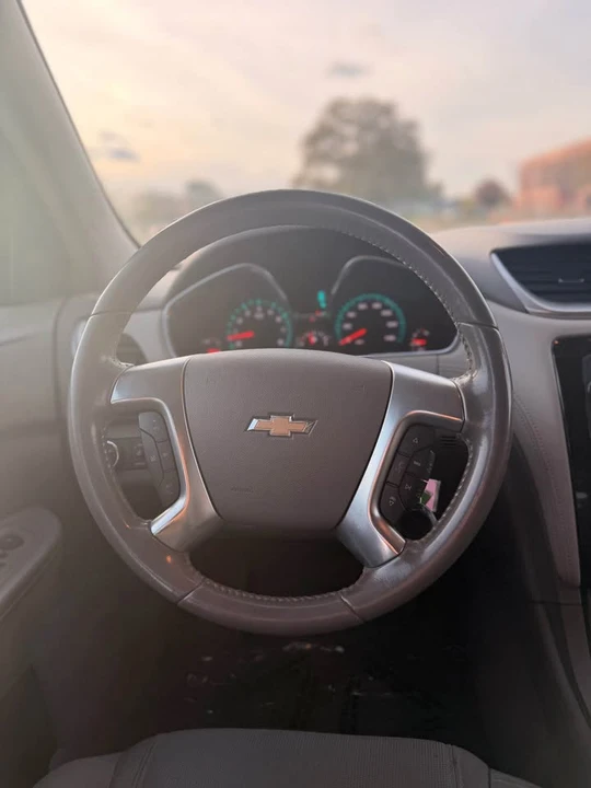 2017 Chevrolet Traverse - Image 12 of 14