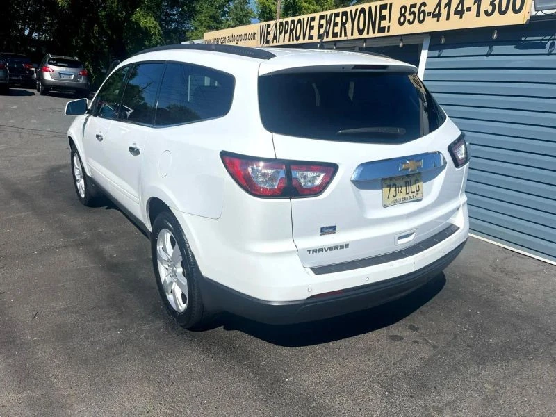 2017 Chevrolet Traverse - Image 4 of 12