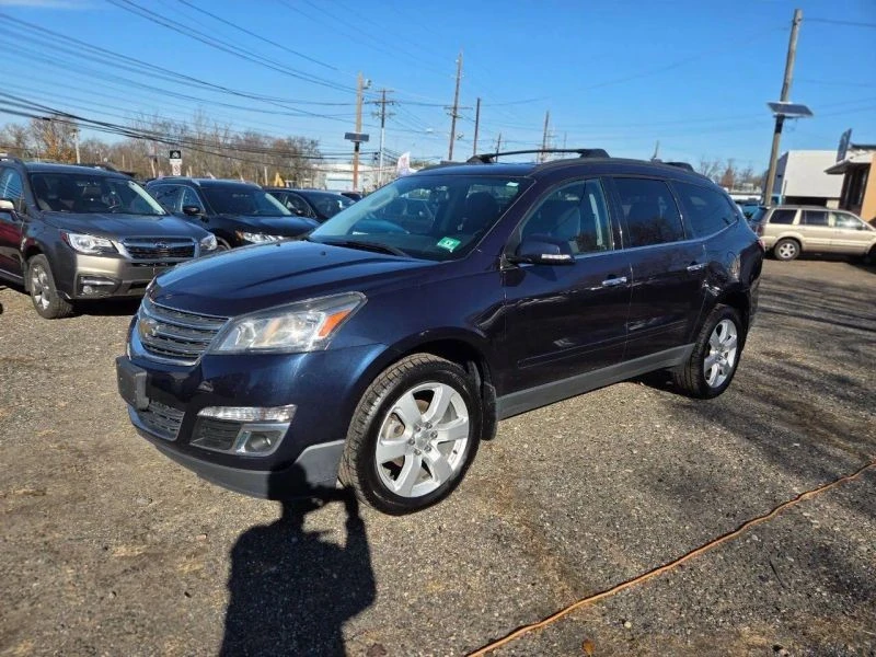 2017 Chevrolet Traverse - Image 2 of 12