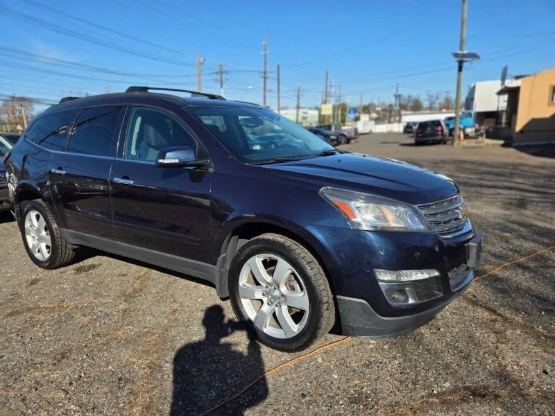 2017 Chevrolet Traverse - Image 10 of 12