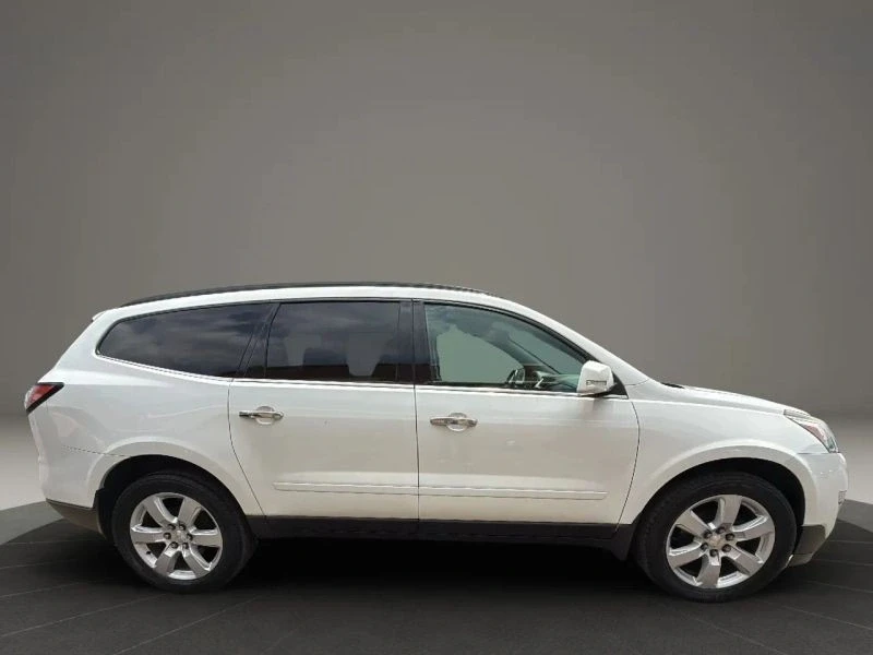 2017 Chevrolet Traverse - Image 4 of 12