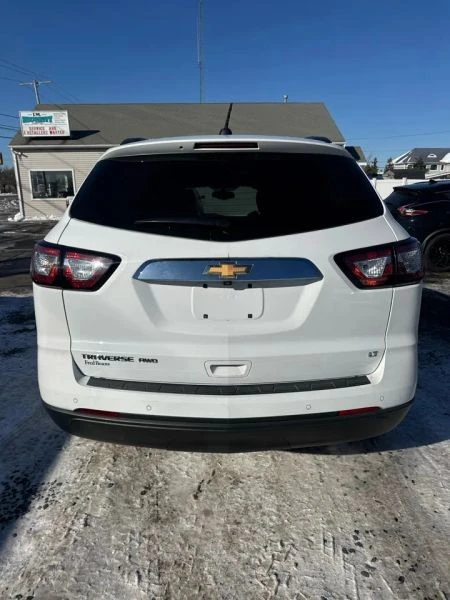2017 Chevrolet Traverse - Image 4 of 12
