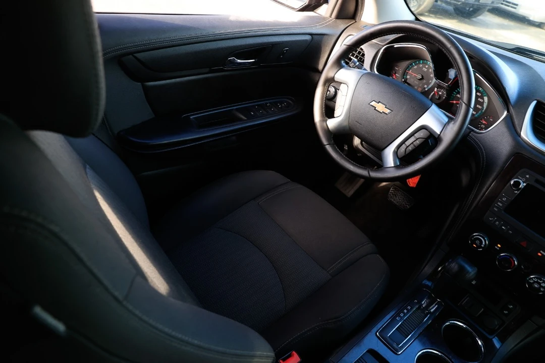 2017 Chevrolet Traverse - Image 20 of 21