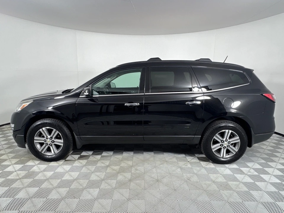 2017 Chevrolet Traverse - Image 9 of 12