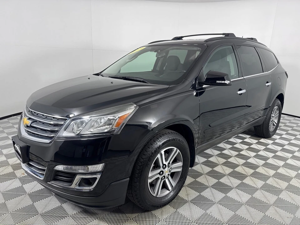 2017 Chevrolet Traverse - Image 10 of 12