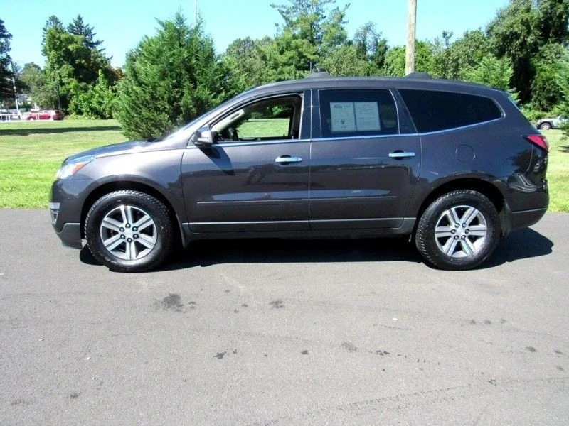 2017 Chevrolet Traverse - Image 4 of 12