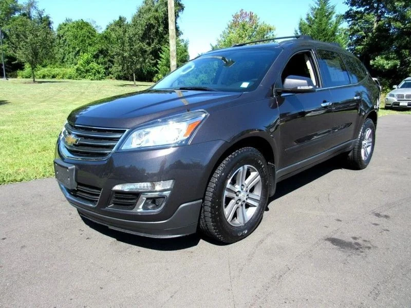 2017 Chevrolet Traverse - Image 2 of 12
