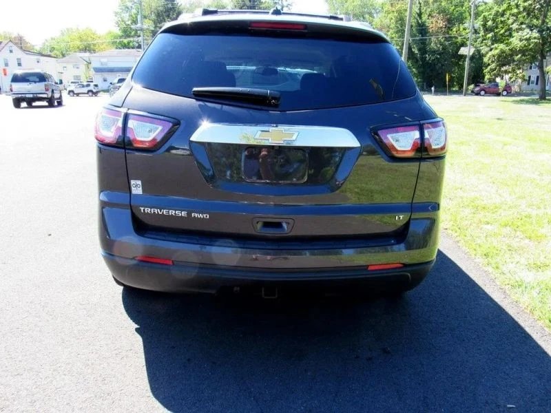 2017 Chevrolet Traverse - Image 7 of 12
