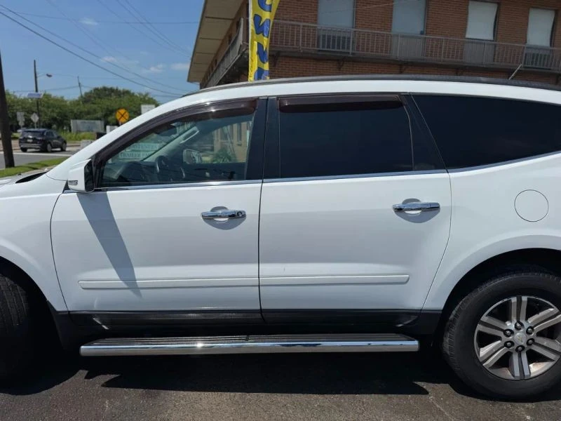 2017 Chevrolet Traverse - Image 7 of 12