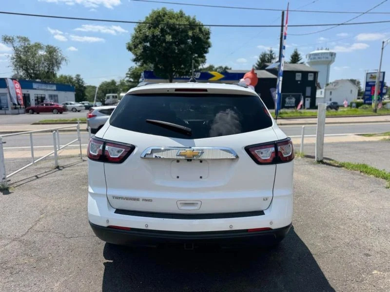 2017 Chevrolet Traverse - Image 11 of 12