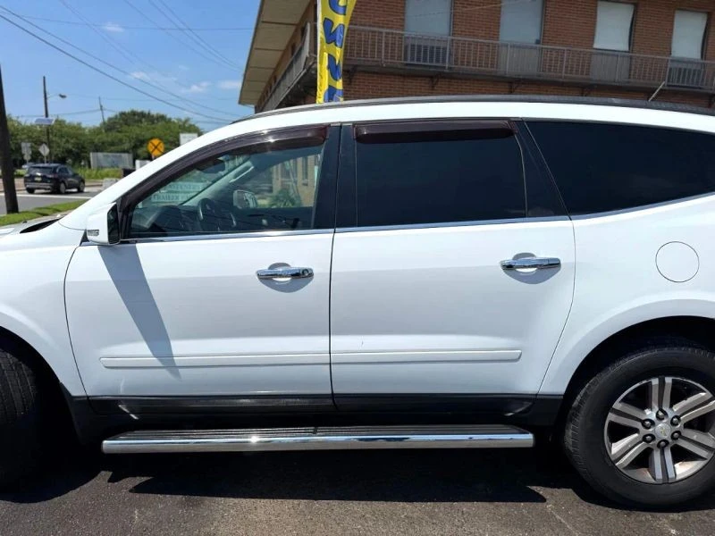 2017 Chevrolet Traverse - Image 7 of 12