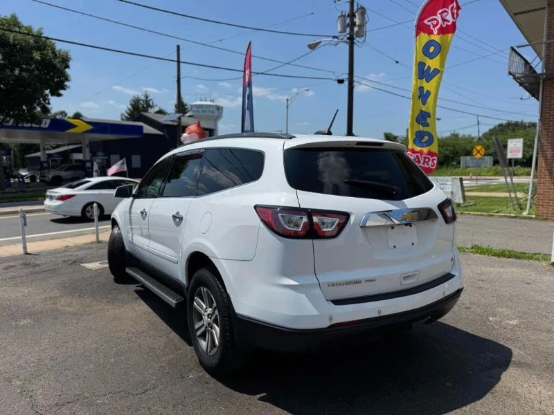 2017 Chevrolet Traverse - Image 10 of 12