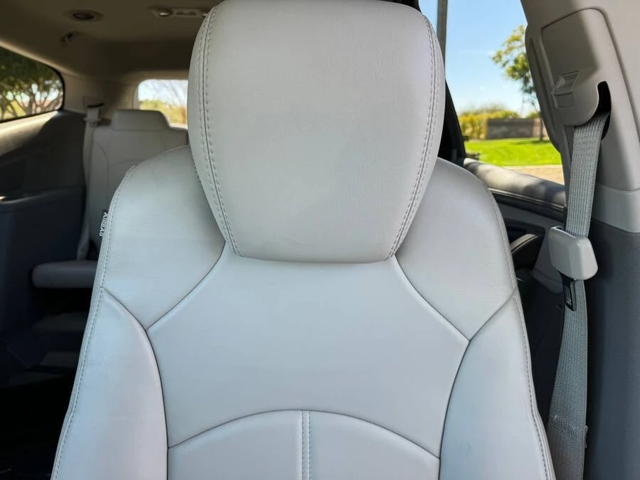 2017 Chevrolet Traverse - Image 7 of 15